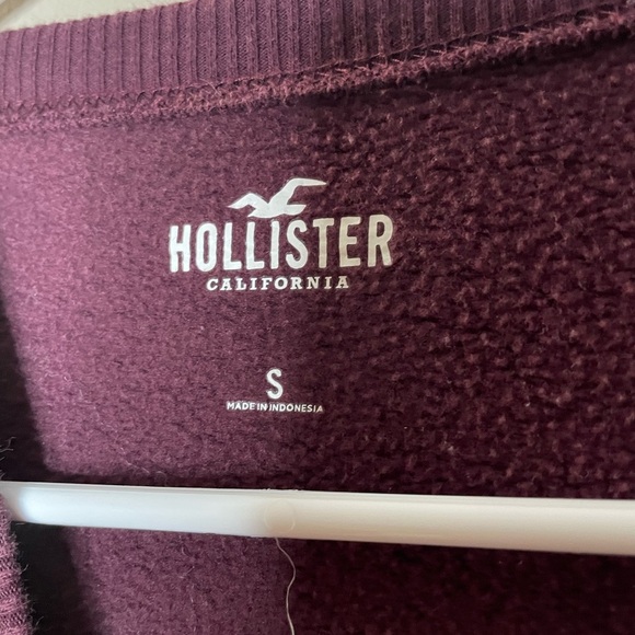 Hollister New York City Burgundy Cropped Sweatshirt Size S - Picture 2 of 3